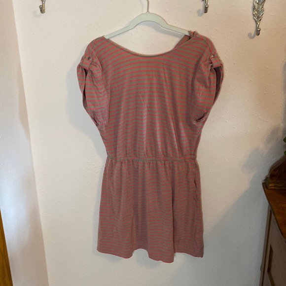 ❤️ 3/$20 Pink and gray striped cowl back mini dress pockets - Picture 1 of 5
